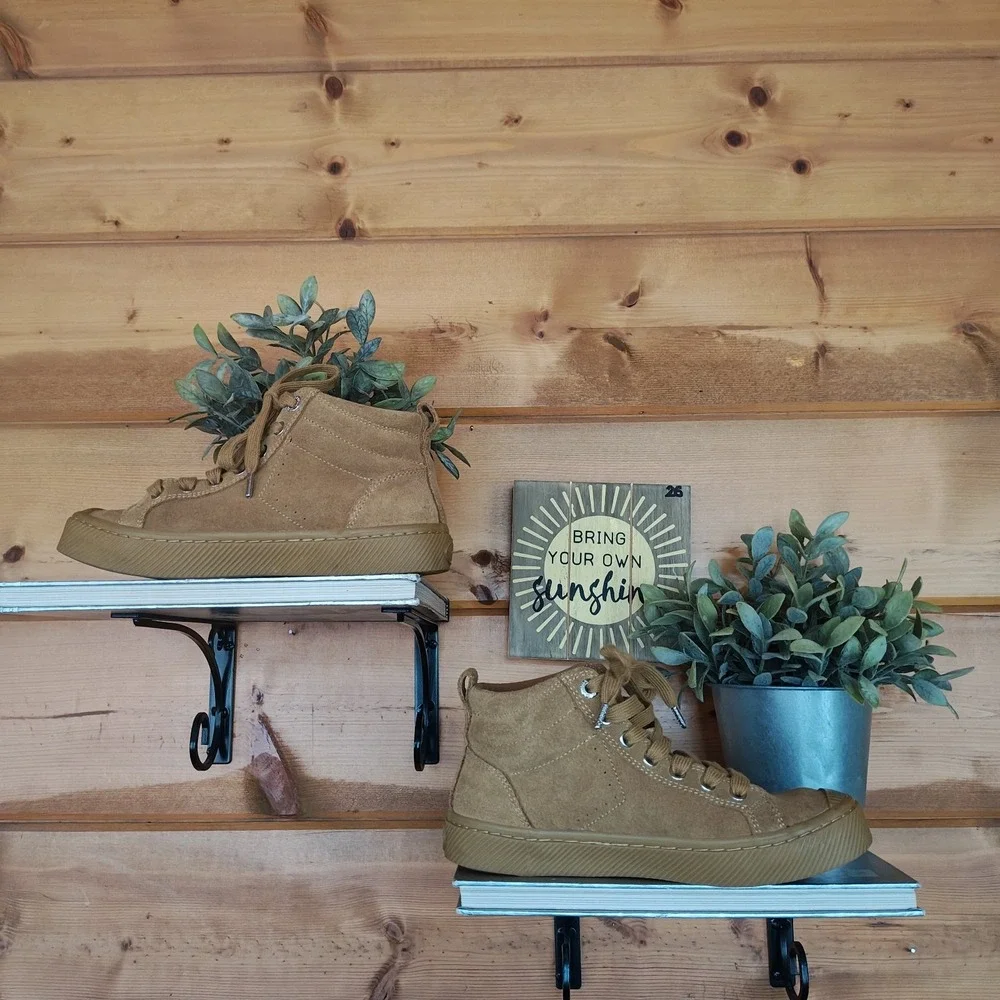 Cariuma OCA High Suede Leather Boots Camel Brown Skate Sneaker Gum Sole M4.5/W6